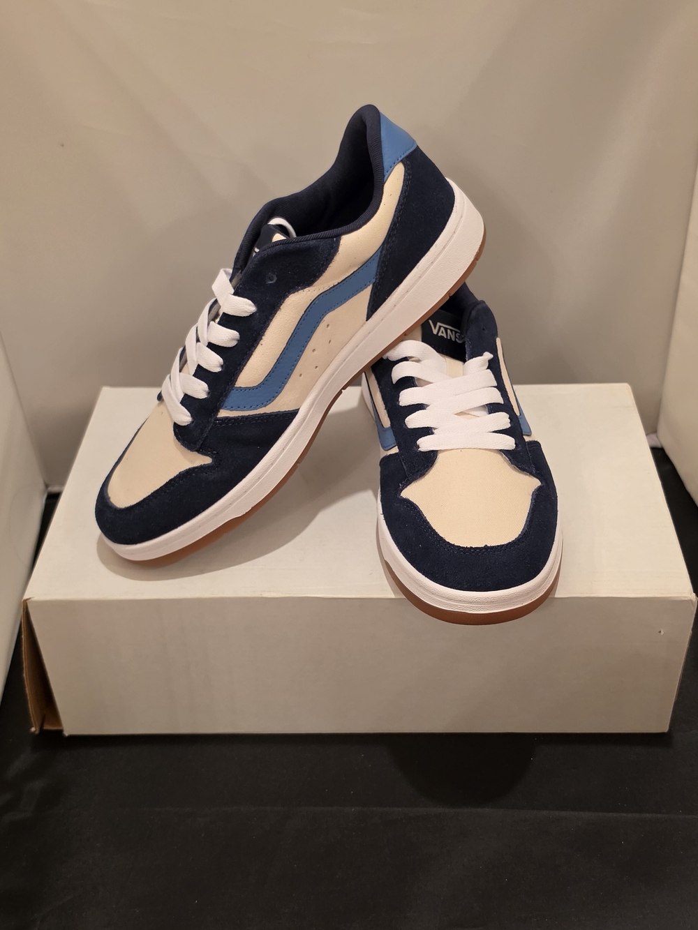 Vans Men's Low-Top Sneakers in Navy, Cream & Light Blue